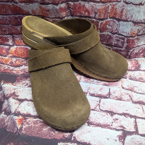 Sanita Suede Wooden Danish Clogs - Picture 9 of 12